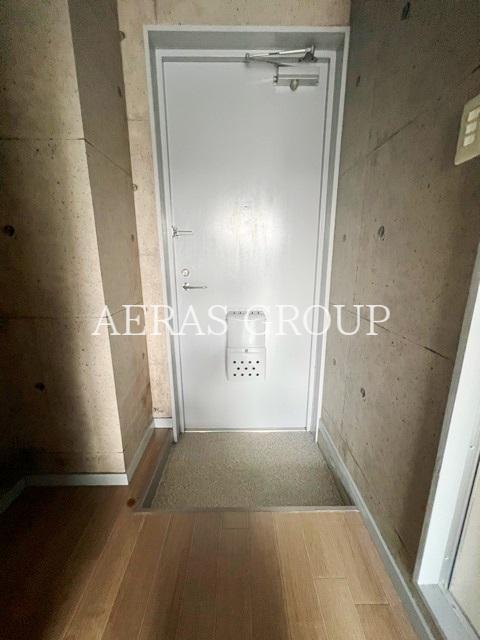 玄関　別部屋同仕様