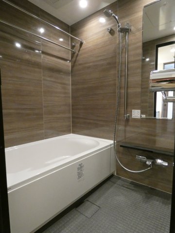 バス・シャワールーム　バス※別部屋参考写真