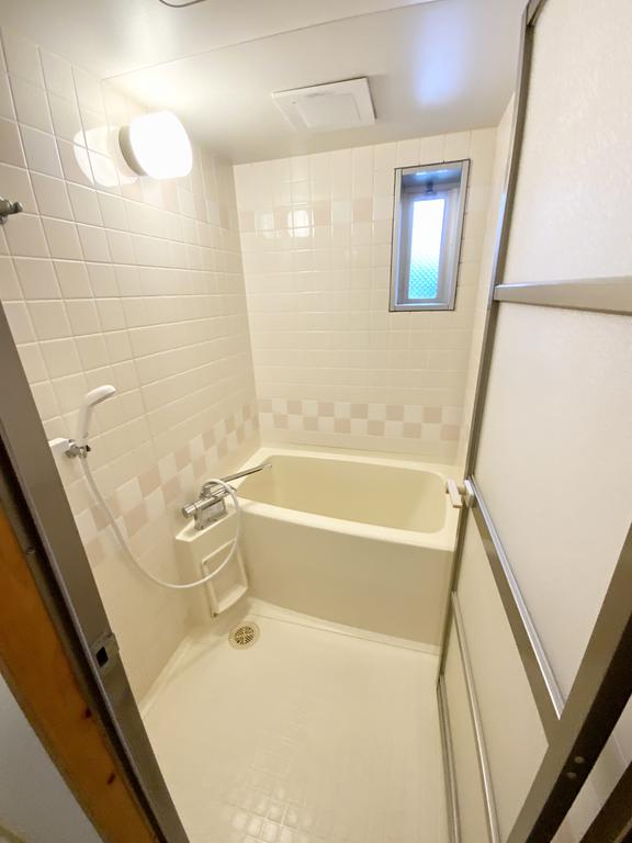 バス・シャワールーム　別部屋同間取り