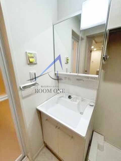 洗面設備　洗面台です。