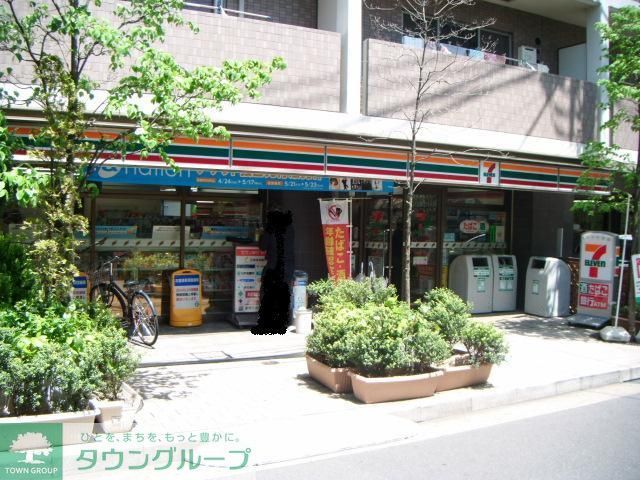 コンビニ　セブンイレブン目黒柿の木坂1丁目店（コンビニ）まで200m