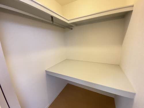 収納　ウォークインクローゼ
