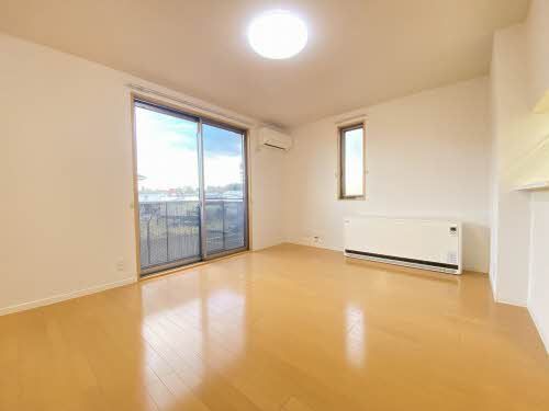 居室・リビング　リビング