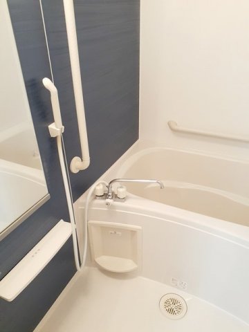 バス・シャワールーム　きれいなお風呂です