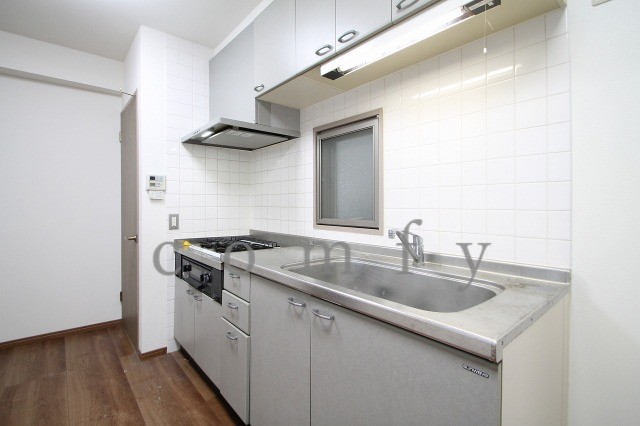 キッチン　システムキッチン