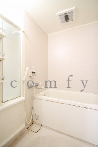 バス・シャワールーム　バスルーム