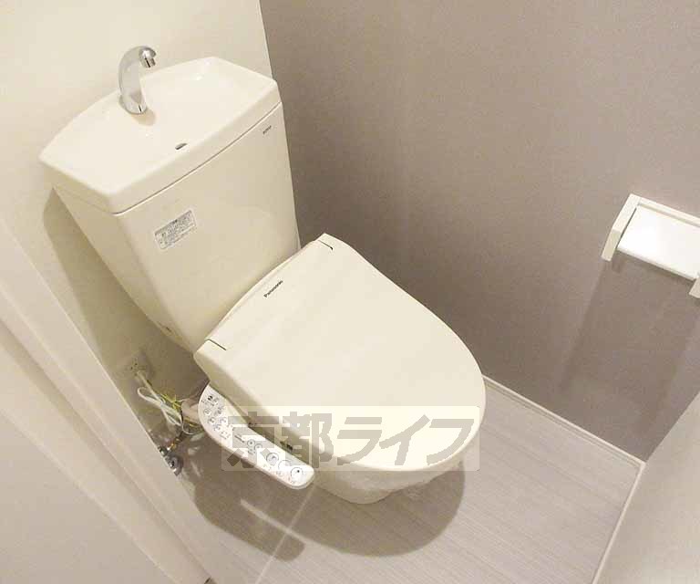 トイレ　ウォシュレット完備！