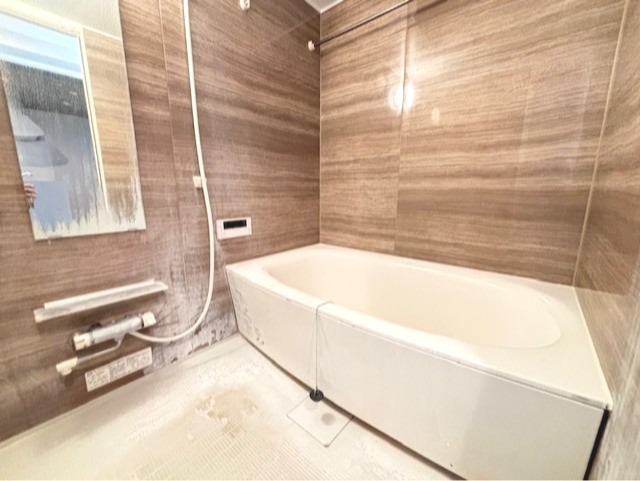 バス・シャワールーム　同型写真