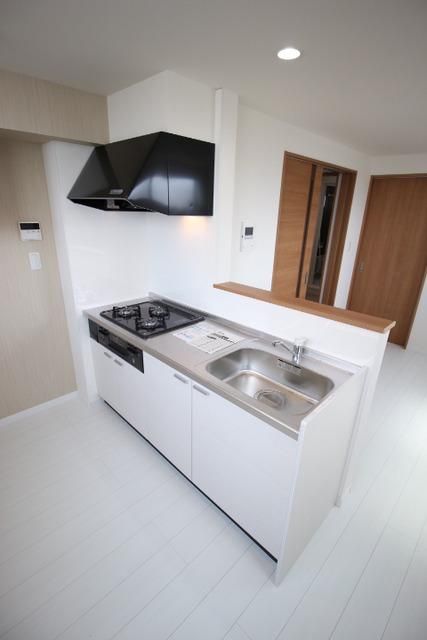 キッチン　システムキッチン完備