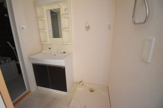 洗面設備　忙しい朝には欠かせない洗面所です♪