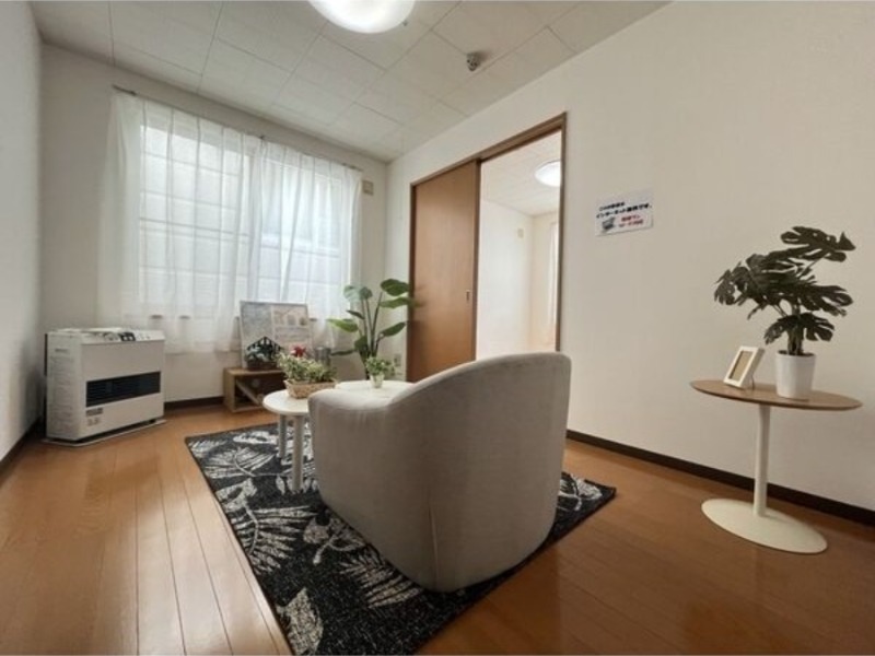 居室・リビング　モデルルーム仕様の画像です。