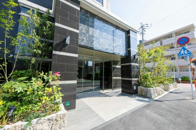 エントランス　エントランス