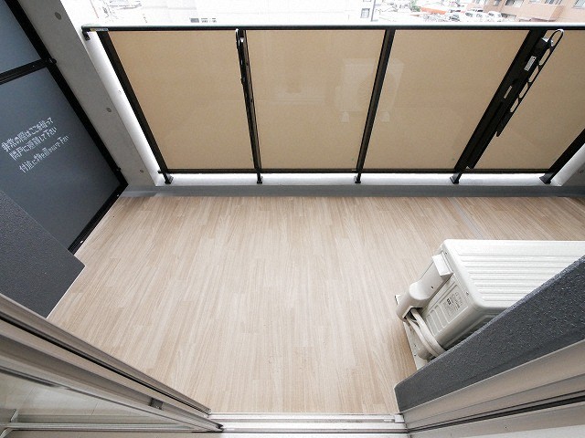 バルコニー　バルコニー