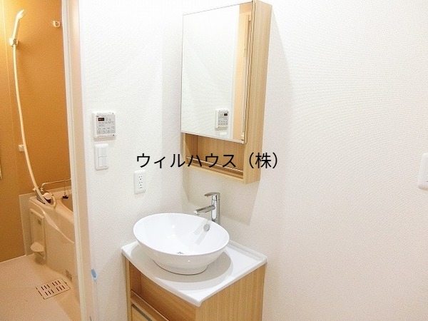 洗面設備　独立洗面台！