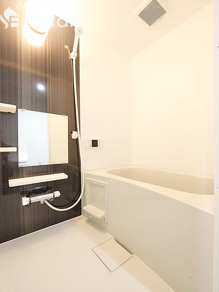 バス・シャワールーム　バスルーム　追い焚き機能付