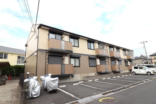 建物外観　下駄箱♪