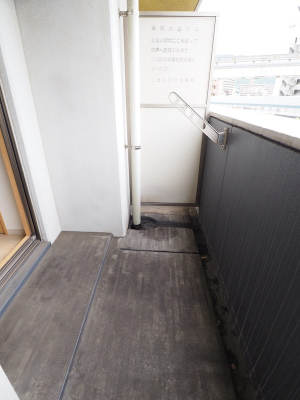 バルコニー　ベランダ。全居室南向きです。