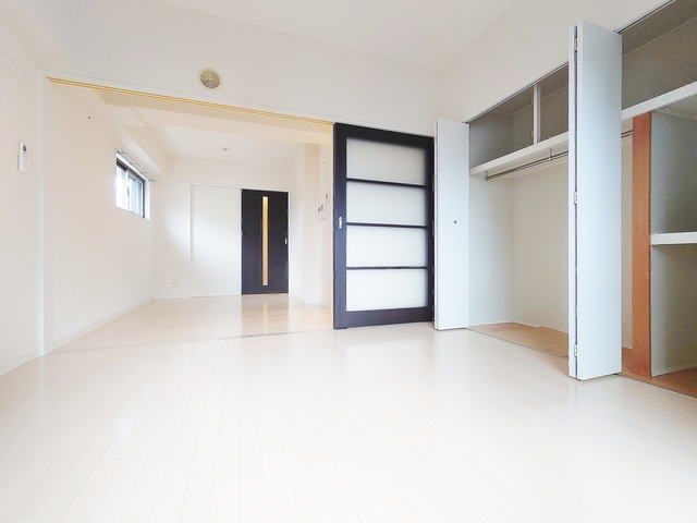 その他部屋・スペース　フローリングの洋室