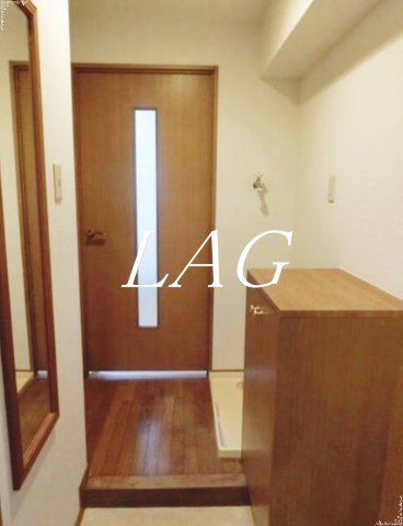 玄関　玄関です。