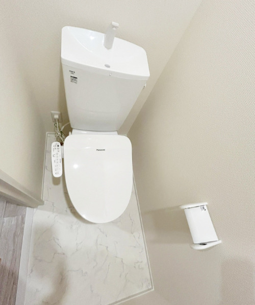 トイレ　シンプルなトイレ！