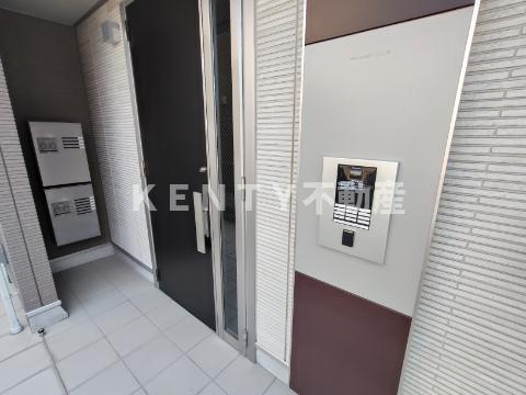 居室・リビング　ゆったり過ごせる居間です