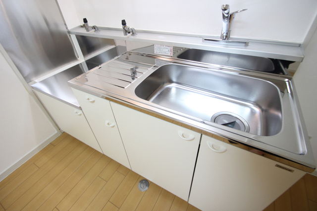 キッチン　※他のお部屋の参考写真です