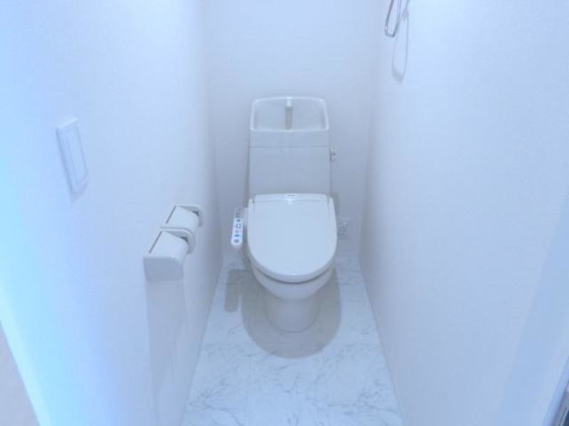 トイレ　図面と現状に相違がある場合には現状を優先