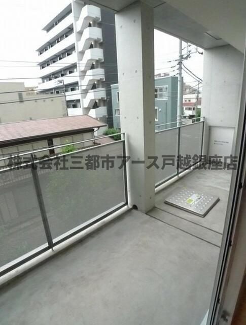 バルコニー　ＭＯＤＥＲＮＯ