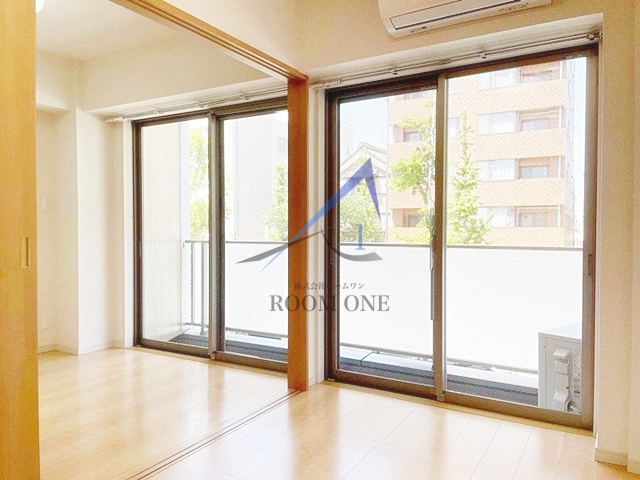 居室・リビング　洋室のお部屋です。