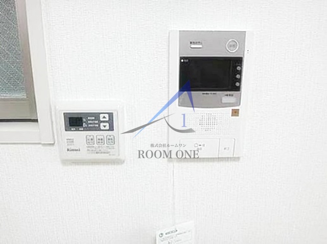 セキュリティ　モニター付きインターホンです。