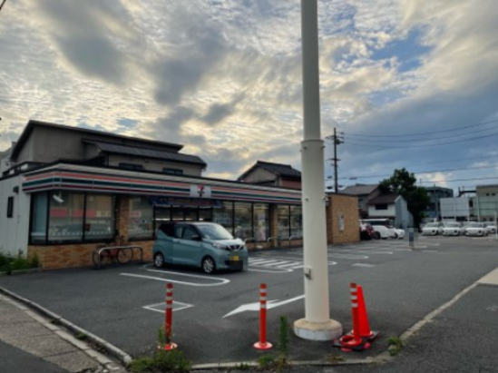 コンビニ　セブンイレブン 名古屋名西通1丁目店（コンビニ）まで421m