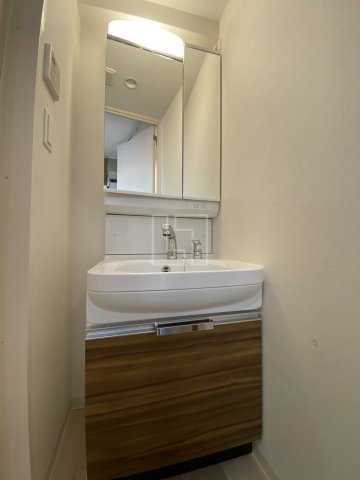 洗面設備　プレサンス松屋町ヴェルデス　独立洗面台