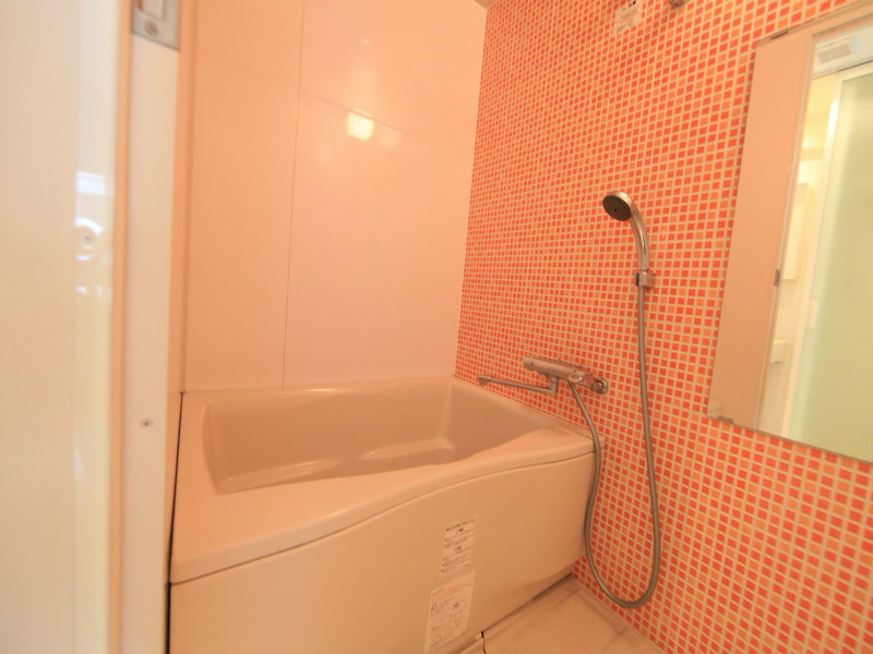 バス・シャワールーム　浴室暖房乾燥機　24時間換気機能付バスルーム