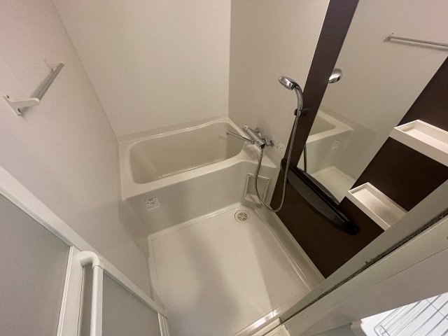 バス・シャワールーム　日々の疲れを癒すお風呂付です