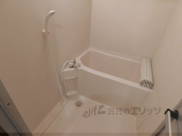 バス・シャワールーム　風呂