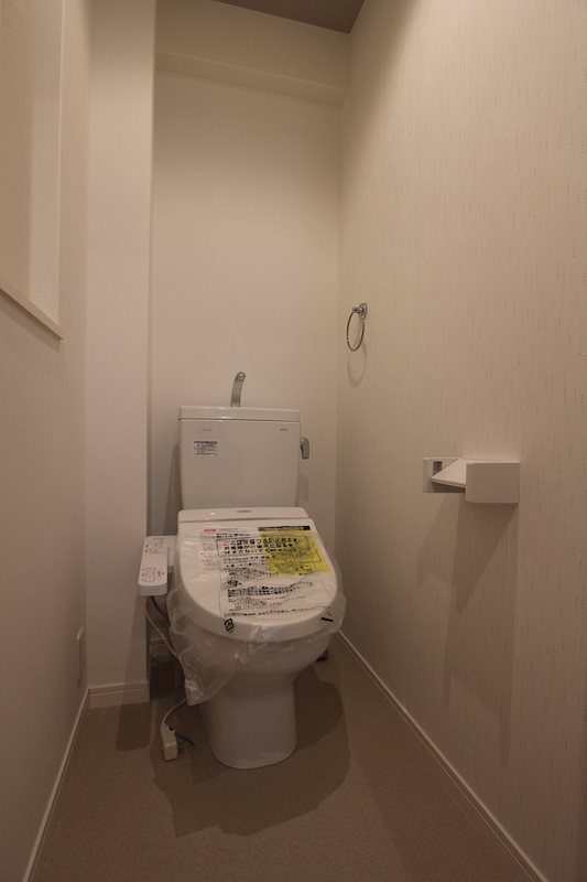 トイレ　※別号室の写真です。