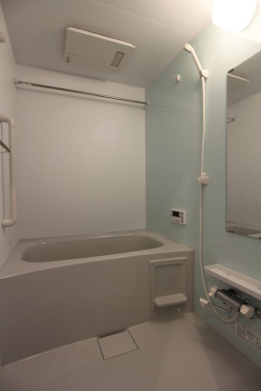 バス・シャワールーム　※別号室の写真です。