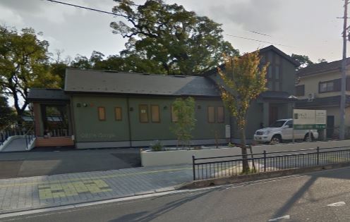 病院　いりょうファミリークリニック（病院）まで709m