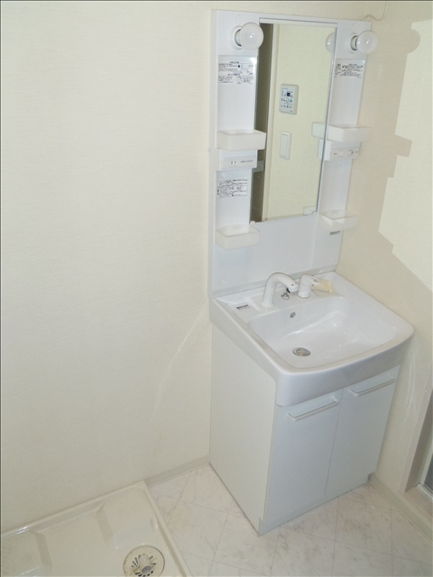 洗面設備　忙しい朝には欠かせない洗面所です