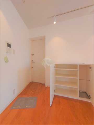 玄関　カスタリア恵比寿