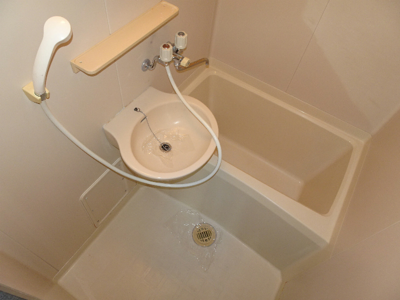 バス・シャワールーム　バス