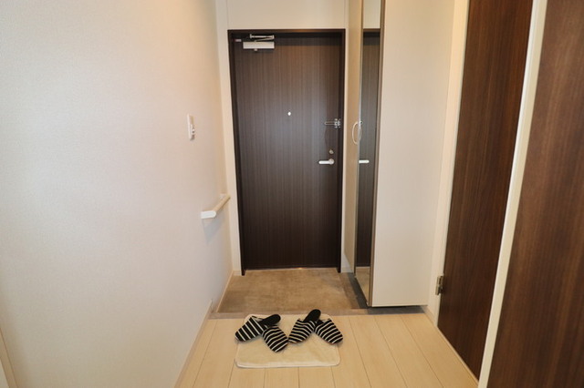 玄関　６０２・玄関