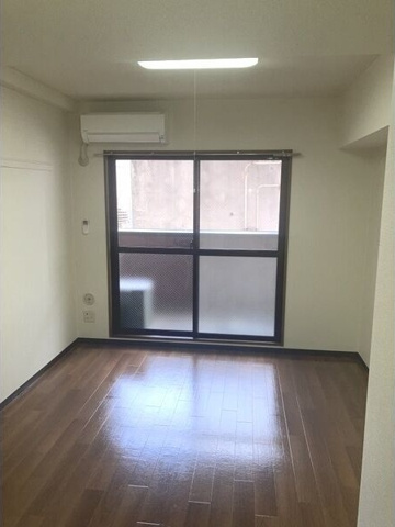 居室・リビング　※写真は同じマンションの違う部屋のものになります。