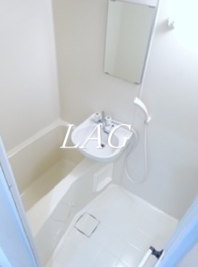 バス・シャワールーム　お風呂です。