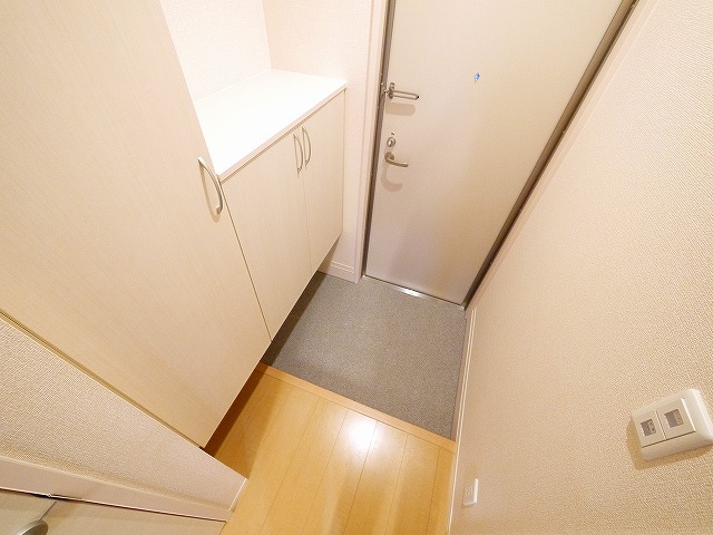 玄関　明るい玄関です