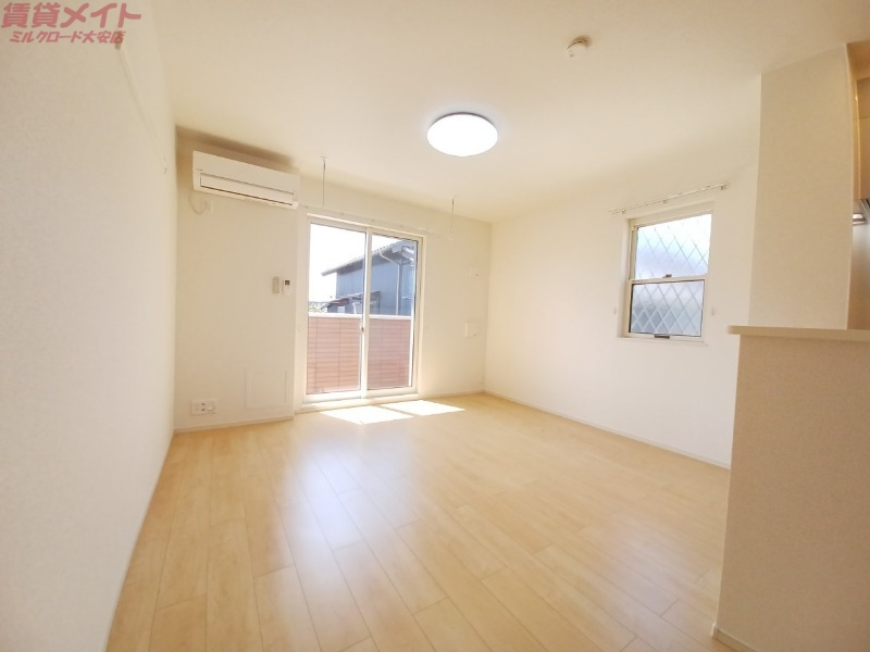 その他部屋・スペース　同物件別室反転タイプ画像