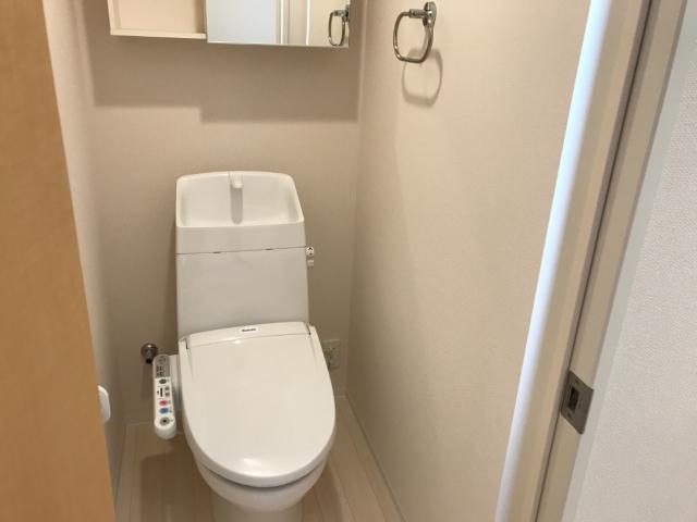 トイレ　シャワー付トイレ