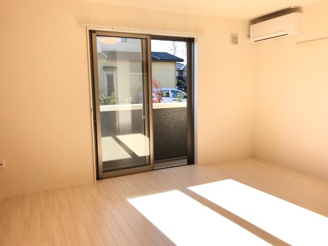 居室・リビング　洋室