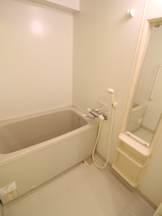 バス・シャワールーム　別のお部屋の写真です。