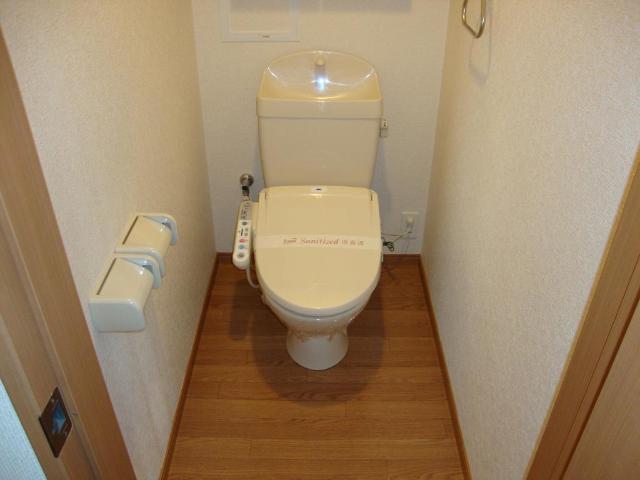 トイレ　シャワー付トイレ